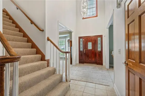 15007 W 76th ST, Lenexa, KS 66216