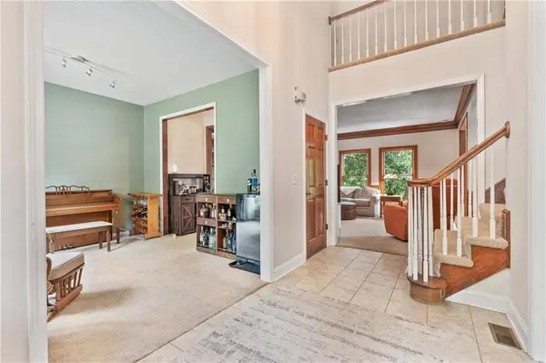 15007 W 76th ST, Lenexa, KS 66216