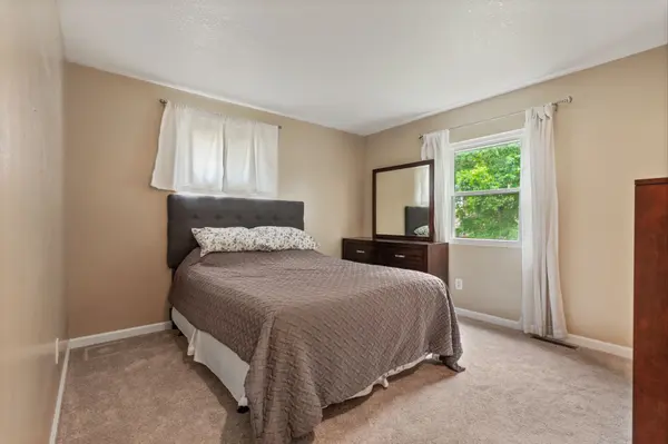 14813 S Wyandotte DR, Olathe, KS 66062