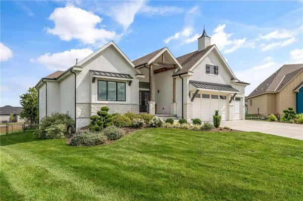 2428 W 177th ST, Overland Park, KS 66085