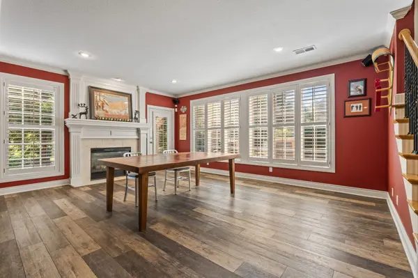 2645 W 139th TER, Leawood, KS 66224