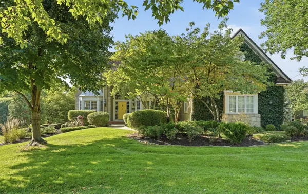 2645 W 139th TER, Leawood, KS 66224