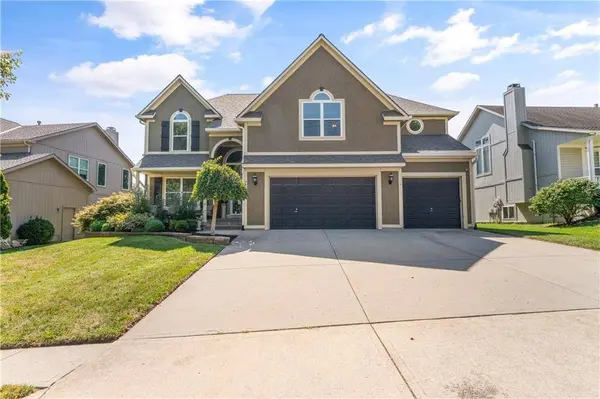 7913 W 155th PL, Overland Park, KS 66223