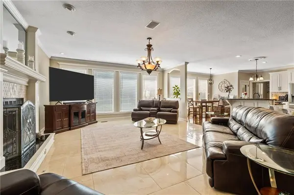 7913 W 155th PL, Overland Park, KS 66223