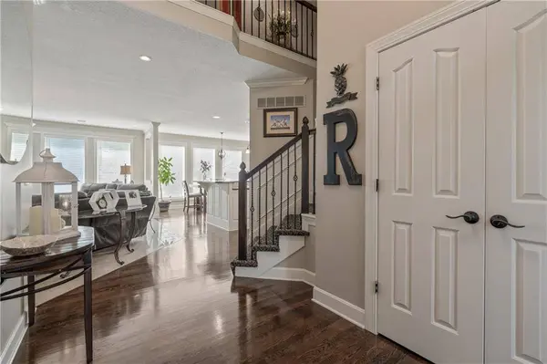 7913 W 155th PL, Overland Park, KS 66223