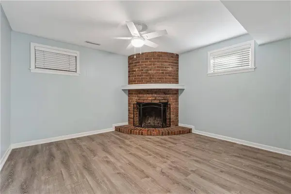 9128 Westbrooke DR, Overland Park, KS 66214