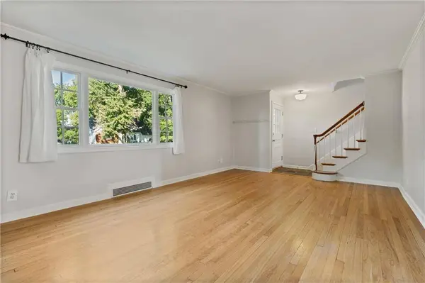 5819 Marty ST, Overland Park, KS 66202