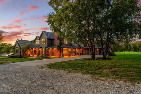 20540 Pflumm RD, Bucyrus, KS 66013