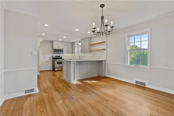 5819 Marty ST, Overland Park, KS 66202