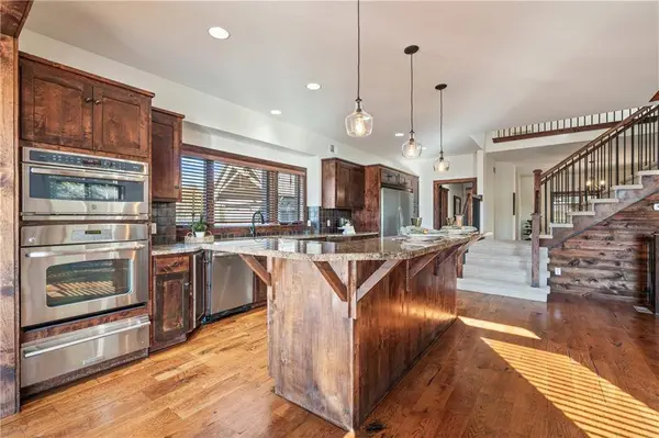 20540 Pflumm RD, Bucyrus, KS 66013