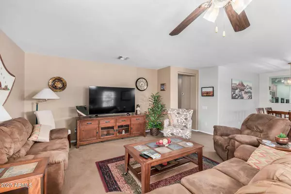 43322 W BLAZEN Trail, Maricopa, AZ 85138