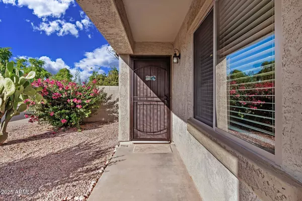 43322 W BLAZEN Trail, Maricopa, AZ 85138