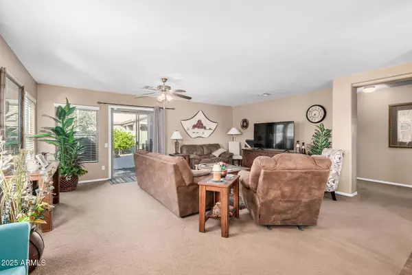 43322 W BLAZEN Trail, Maricopa, AZ 85138