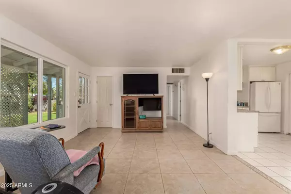 3635 W LEWIS Avenue, Phoenix, AZ 85009