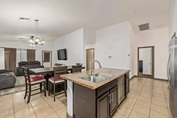 1129 E JAHNS Drive, Casa Grande, AZ 85122