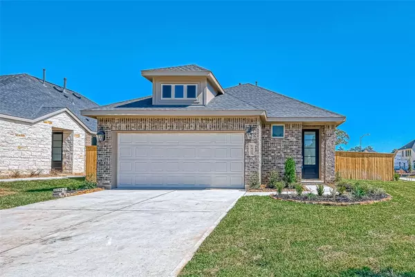 1429 Northwood Bluff LN, Pinehurst, TX 77362