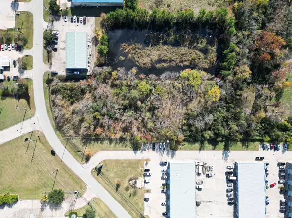 0 Commercial Park RD, Tomball, TX 77375
