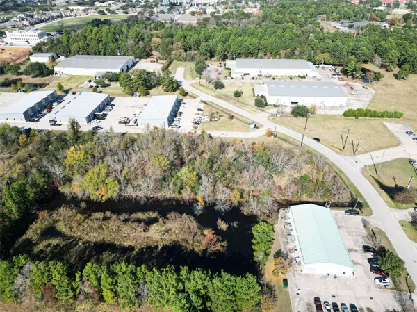 0 Commercial Park RD, Tomball, TX 77375