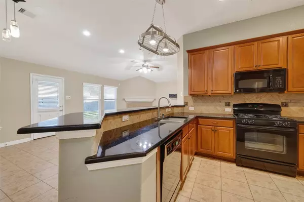 20526 Pink Granite VLY, Richmond, TX 77407