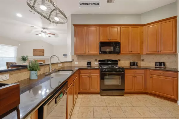 20526 Pink Granite VLY, Richmond, TX 77407