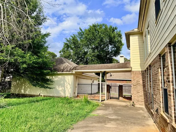 11406 Lakewood CV, Houston, TX 77070