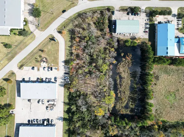 0 Commercial Park RD, Tomball, TX 77375