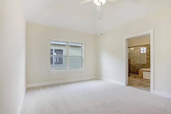 11512 Main Cypress DR, Houston, TX 77025