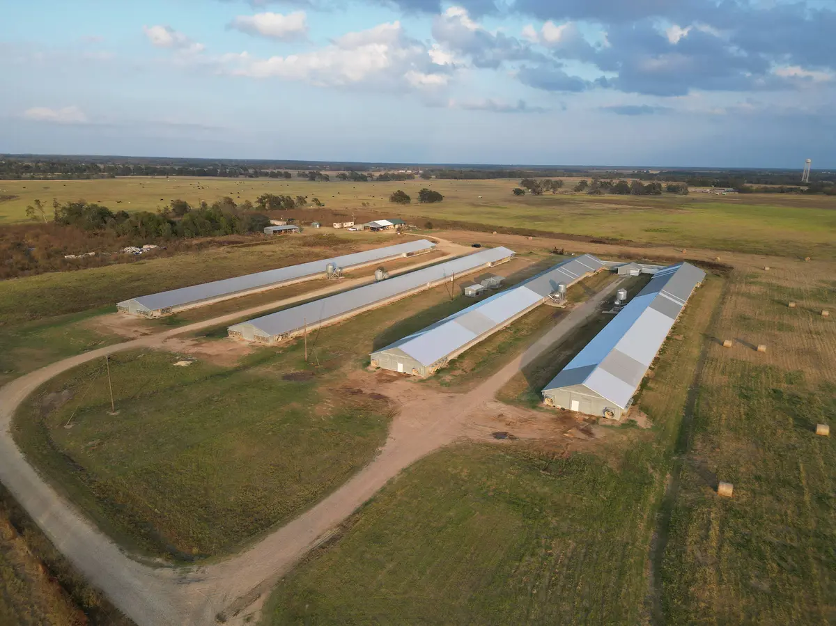 4541 E FM 485, Cameron, TX 76520-4819