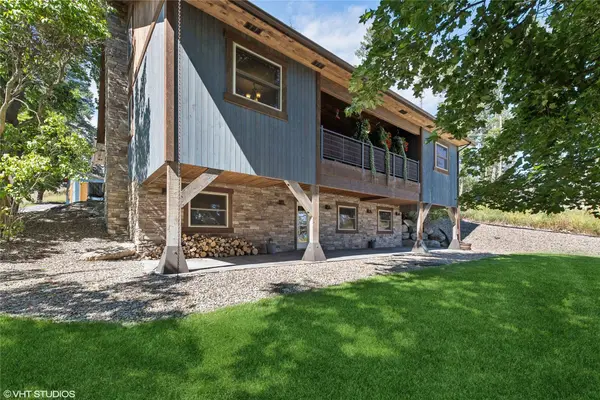 27 Old Orchard RD, Lakeside, MT 59922
