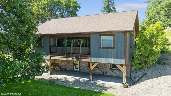 27 Old Orchard RD, Lakeside, MT 59922