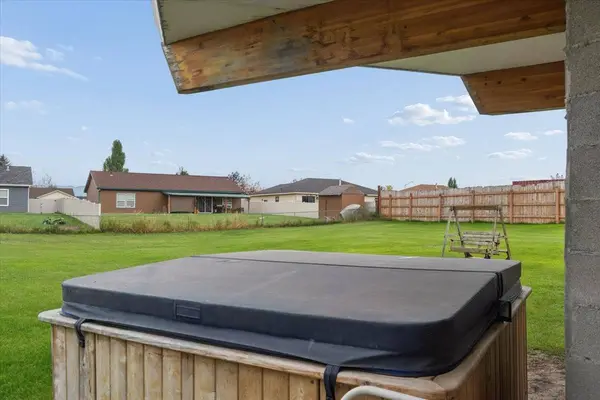 89 Dodd AVE, Somers, MT 59932