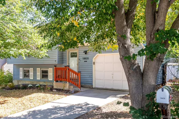 18820 E Hawaii DR, Aurora, CO 80017