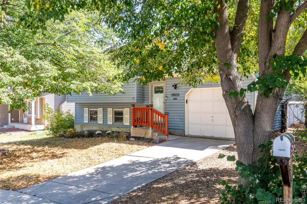 18820 E Hawaii DR, Aurora, CO 80017