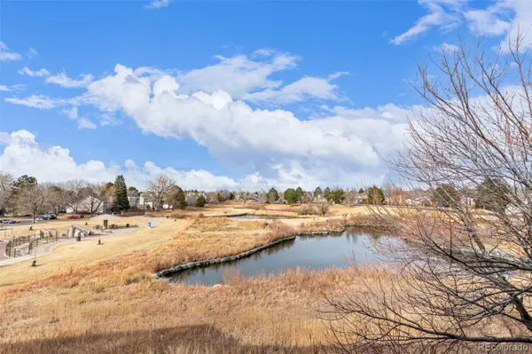 4211 S Blackhawk CIR #8C, Aurora, CO 80014