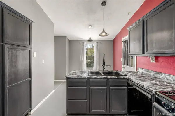 215 Mckinley DR, Bennett, CO 80102