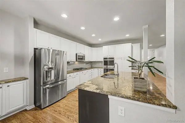 6934 S Fultondale CIR, Aurora, CO 80016