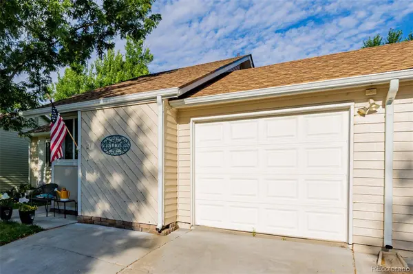 16102 E Radcliff PL, Aurora, CO 80015