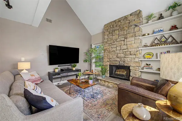 1955 S Xanadu WAY, Aurora, CO 80014