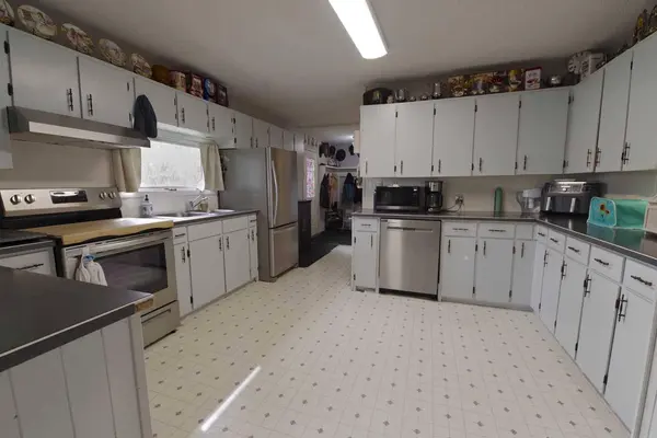 204 cady st, Wrentham, AB T0K2P0