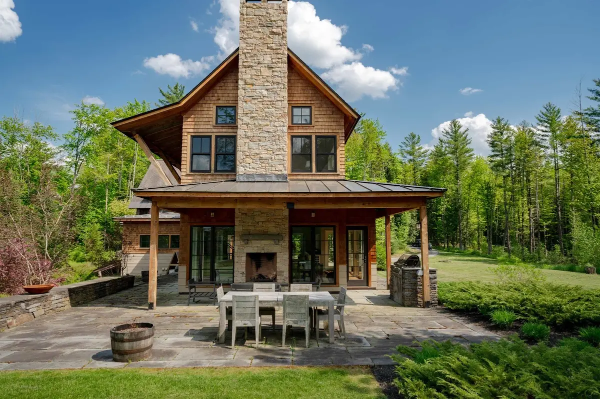 Vermont Real Estate Company Stowe Luxury Listing Seller Agent 