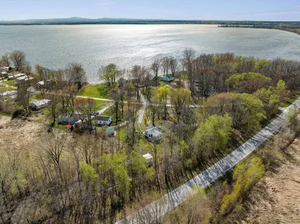 71 Kirk and Fitts RD, Alburgh, VT 05449