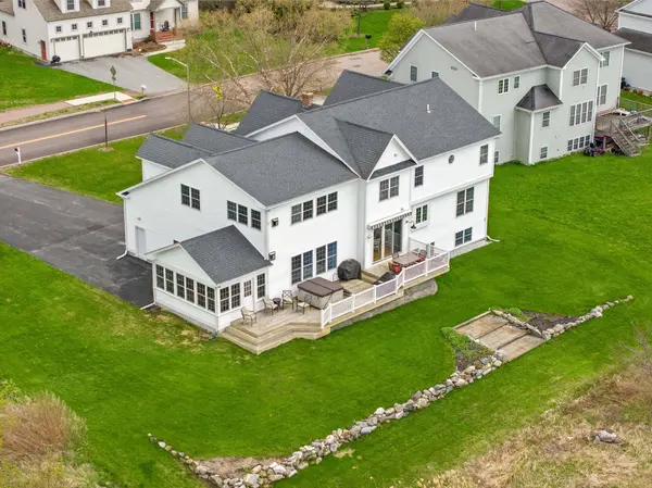 31 Vale DR, South Burlington, VT 05403