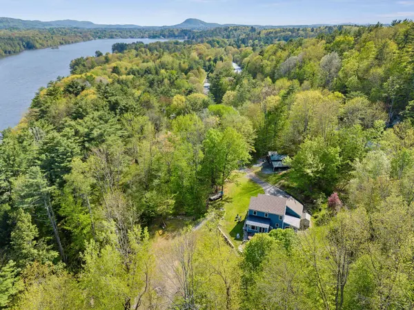 49 Edgewater TER, Milton, VT 05468