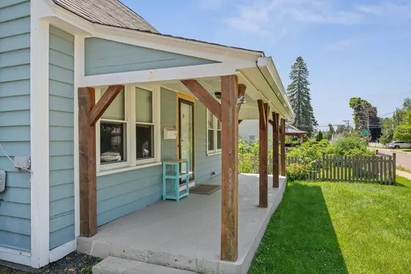141 North ST, Winooski, VT 05404