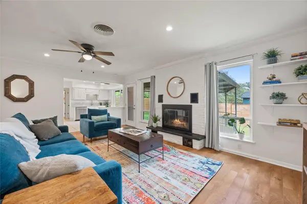 910 Berrywood DR, Austin, TX 78753