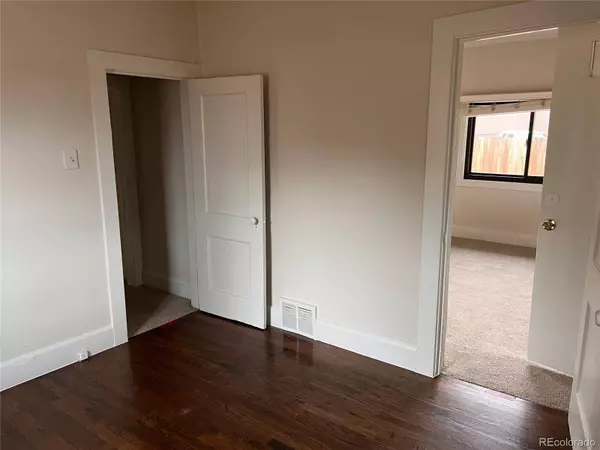 1470 W Byers PL, Denver, CO 80223