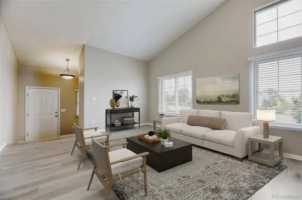 2414 S Ireland CT, Aurora, CO 80013