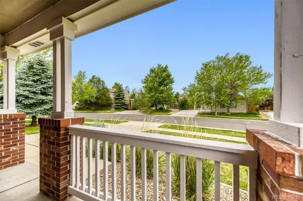 2414 S Ireland CT, Aurora, CO 80013