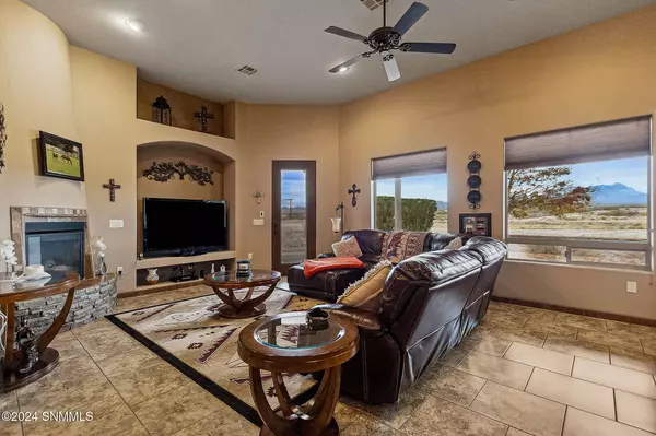 240 Providence RD, Las Cruces, NM 88007