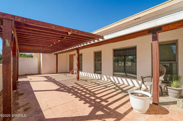 1465 Tierra Del Sol DR, Las Cruces, NM 88007